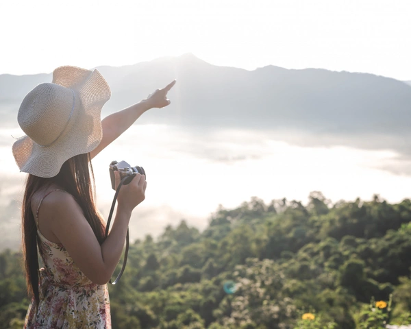 How to Pack Light for a 2-Week Trip
