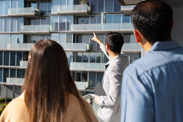 How to Stage Your Home to Sell Faster (and for More Money!)